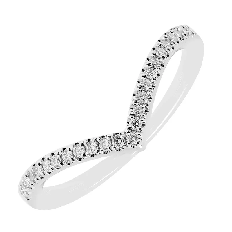 Diamond Curved Wedding Band in 14kt White Gold (1/10ct tw)