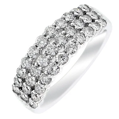 Diamond Pave Wedding Band in 14kt White Gold (1ct tw)