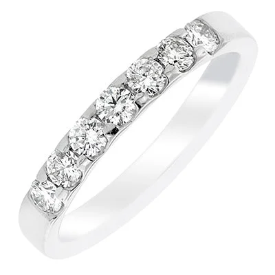 Memoire Odessa Diamond Wedding Band in Platinum (1/2ct tw)