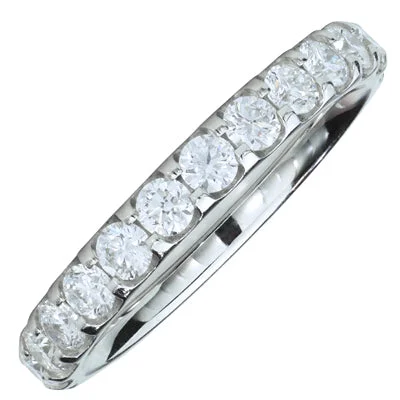 Memoire Odessa Eternity Diamond Wedding Band in Platinum (1 1/2ct tw)