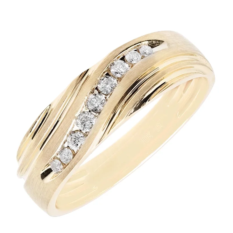 Mens Diamond Curve Channel Band in 10kt Yellow Gold (1/5ct tw)