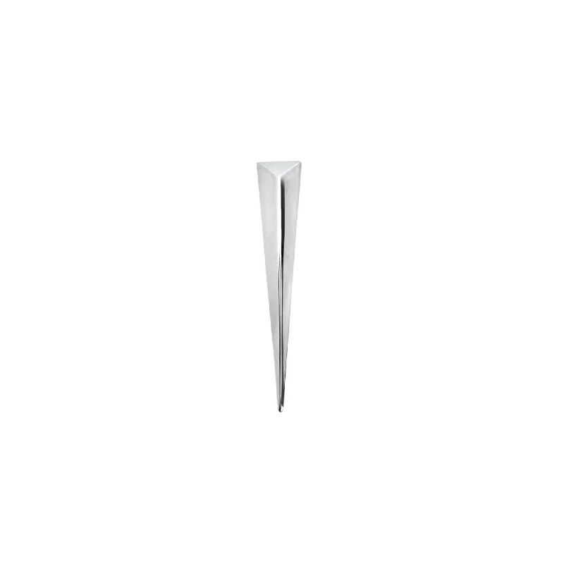 FLYING SOLO NEEDLE EARRING