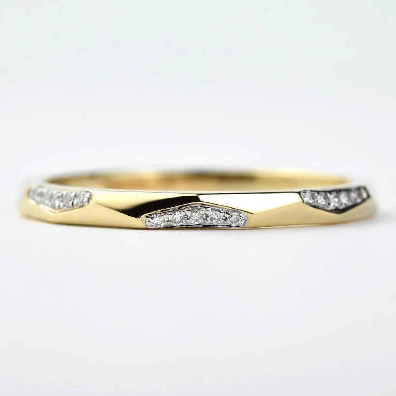 Faceted Yellow Gold Band with Diamonds