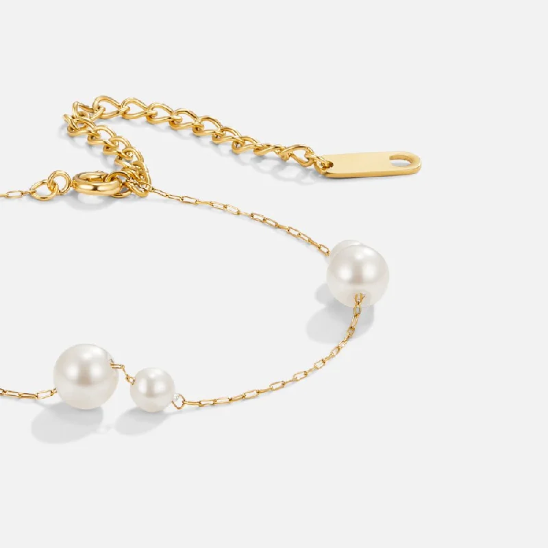 Elena Dainty Pearl Bracelet