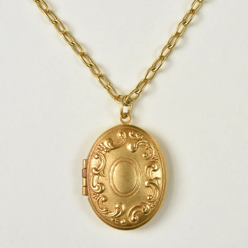 Medium Oval Locket w/ Scroll Pattern