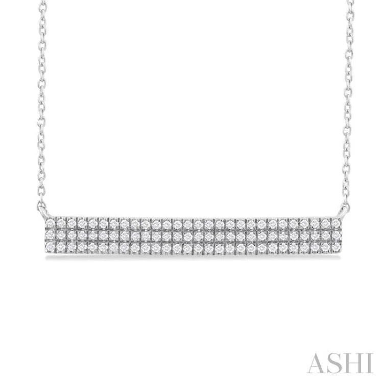 1/4 Ctw Bar Triple Row Round Cut Diamond Necklace in 14K White Gold